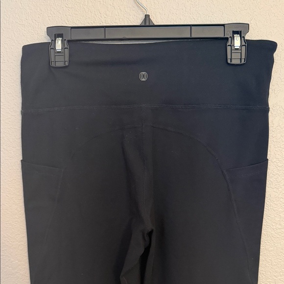 Women's Black High-Waisted Flare Pants - Picture 3 of 8